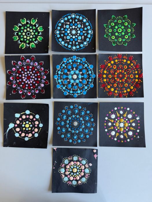 Dot Paining Gruppe 1 Papier